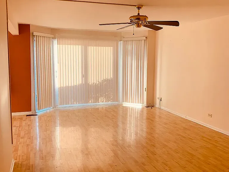 2900 Mitchell Dr #2 — Photo 6