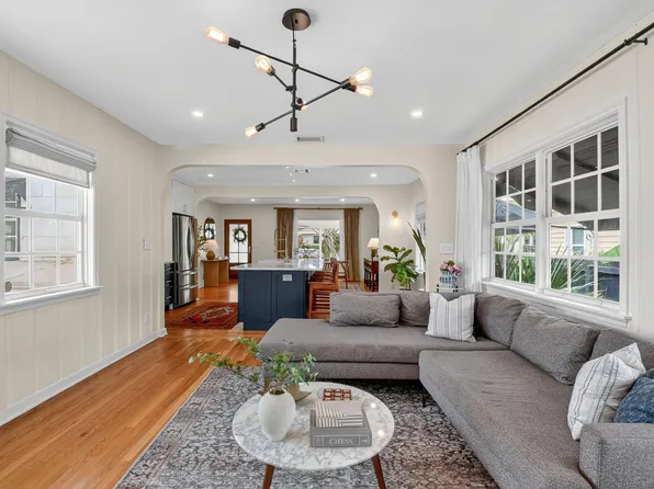 1001 Avon Road, West Palm Beach, FL 33401