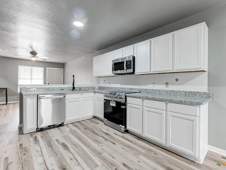 2321 Terrace Dr #D — Photo 14