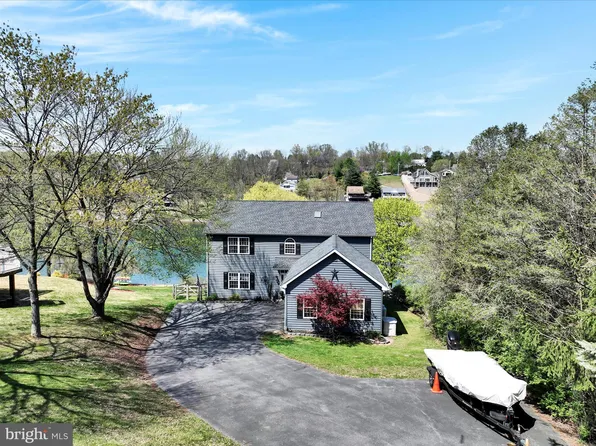 609 Wynonah Dr, Auburn, PA 17922