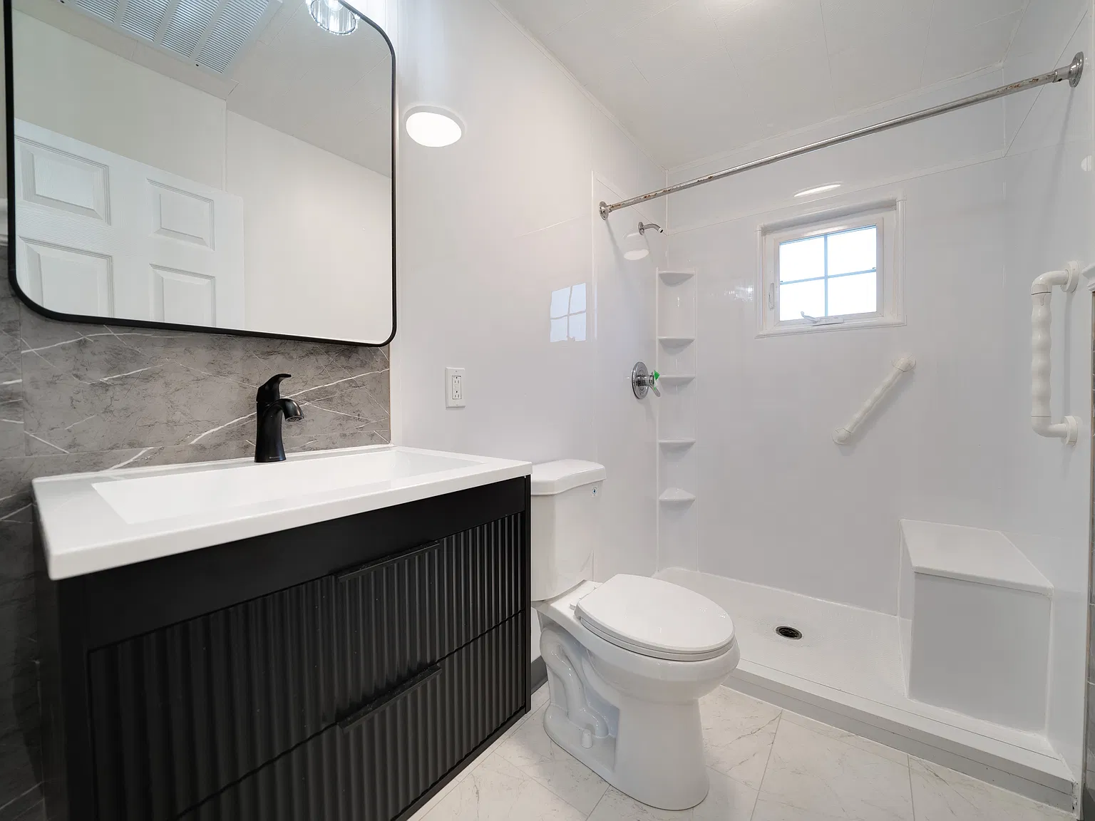 2 bed, 1003 sqft, $1,200 — Photo 4