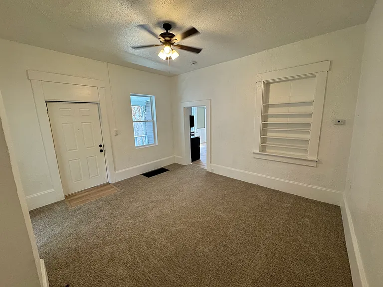 129 Wilson St — Photo 11