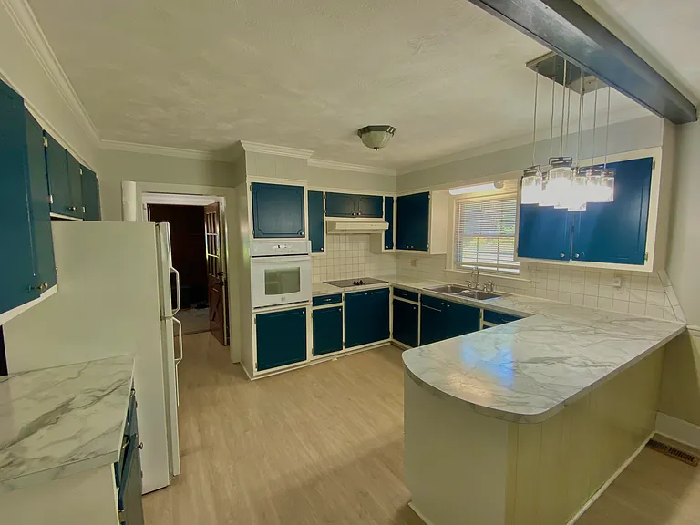 3408 Bertha Ln — Photo 3