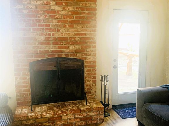 5th image of 1049 Compass Ln