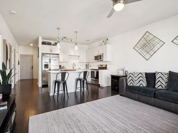 1638 54th Ave N #228, Nashville, TN 37209