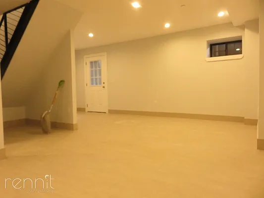 Rented by Rennit Inc. | media 36