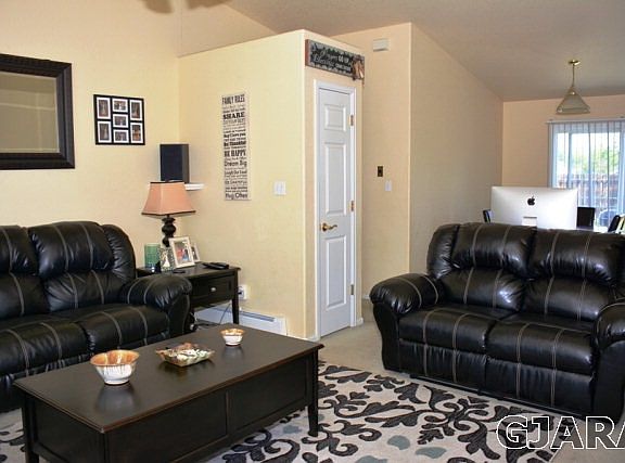 3rd image of 3146 W Mandarin Ct