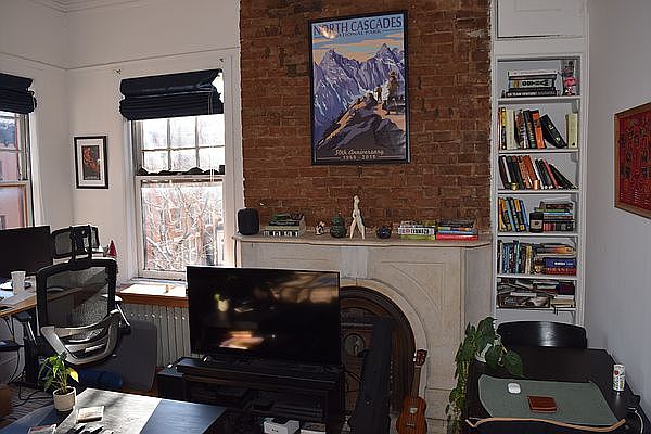 2nd image of 184 Clinton St #3F