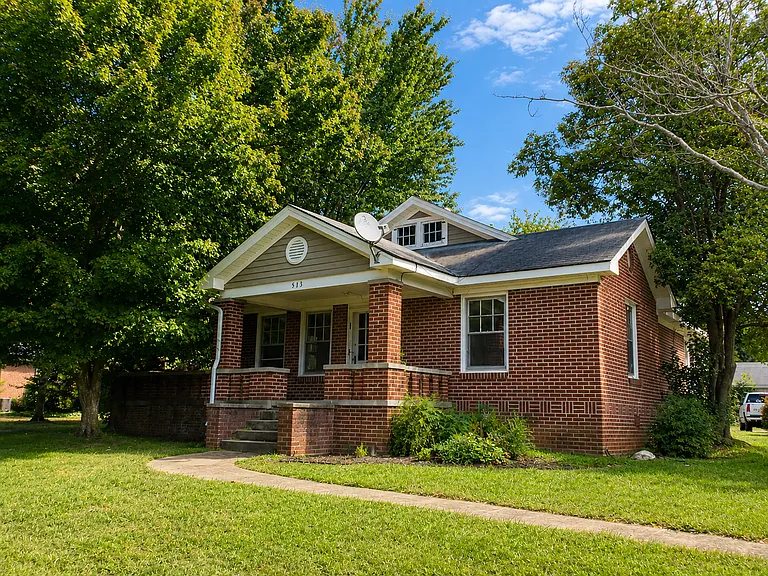 513 Alamance Rd — Photo 20