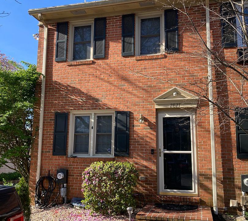 1st image of 2821 W 6th St