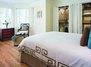 10 Chapel St, Brookline, MA 02446