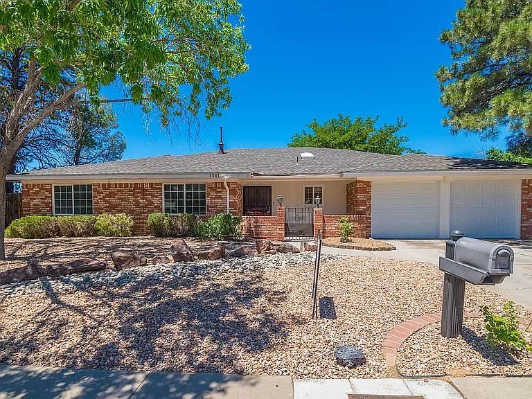 3001 Matador Dr NE — Photo 1