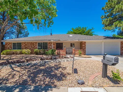3001 Matador Dr NE Photo 1