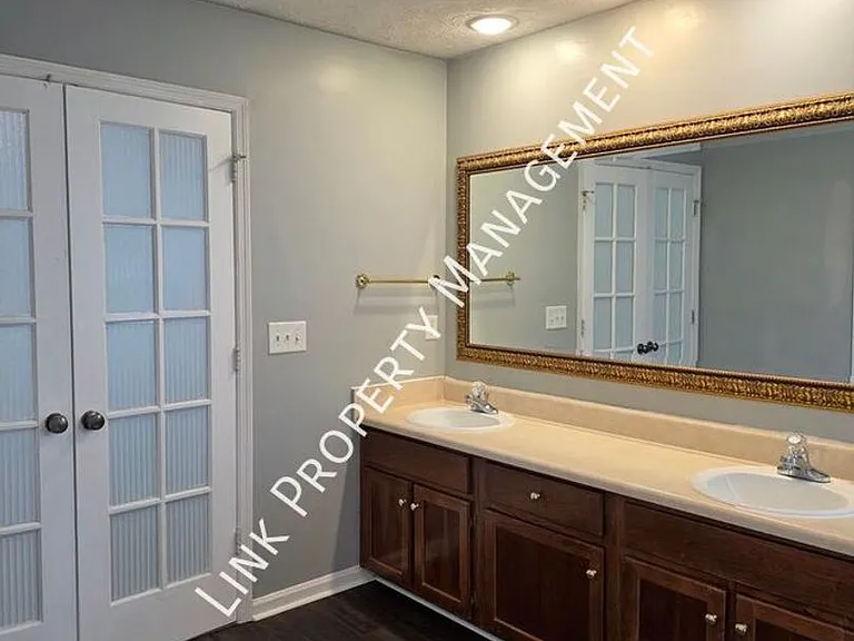 6383 Rim Crest Ln — Photo 11