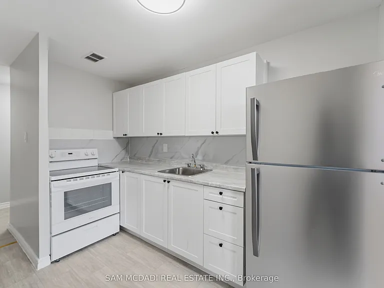 47 Munroe St #509 — Photo 9