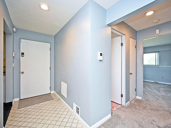 3rd image of 3673 Boomer Rd
