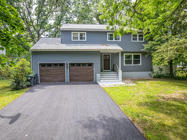 33 Concord Dr — Photo 33