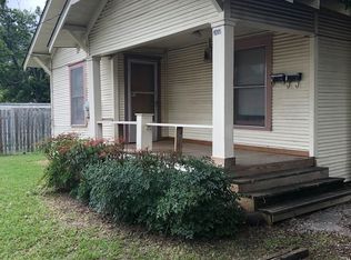 1205B Chestnut St, Commerce, TX 75428