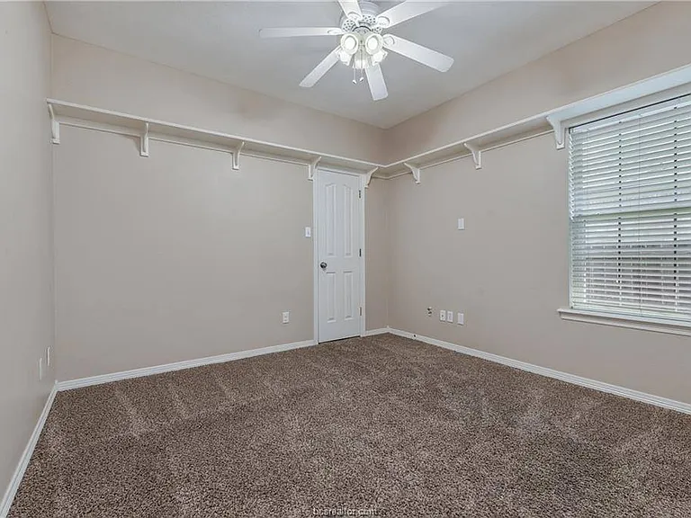 305 Stoney Hills Ct — Photo 19