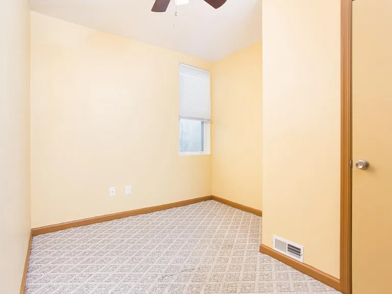 2545 Ellsworth St — Photo 14