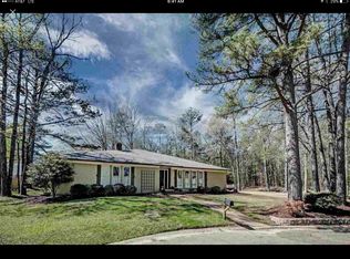 105 Shelley Ln, Brandon, MS 39047