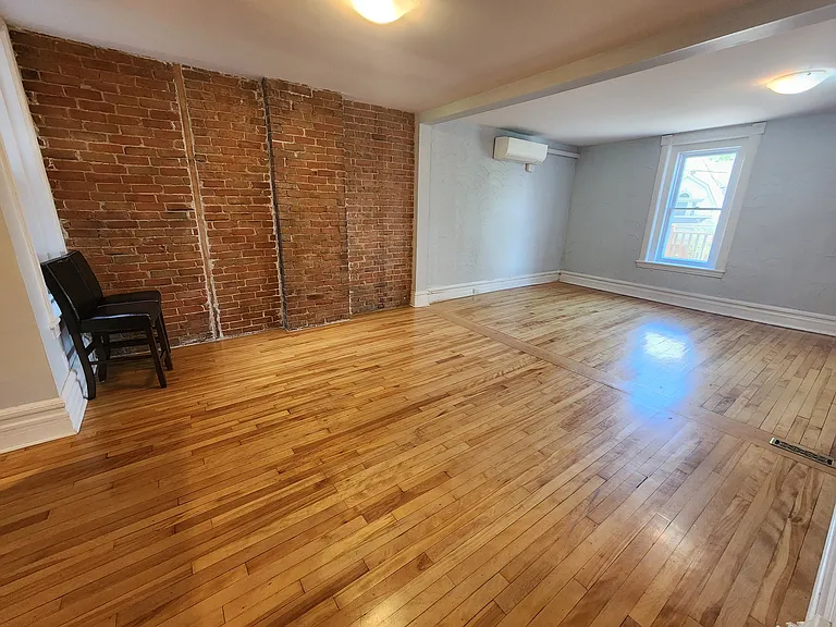 389 Daly Ave #1 — Photo 6