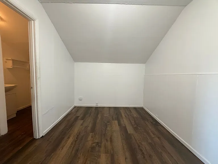 209 W Main St. — Photo 5