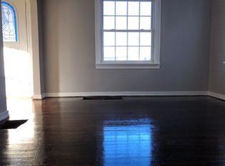 317 W 37th St, Anderson, IN 46013