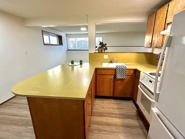 4267 Woodland Park Ave N #1 — Photo 6