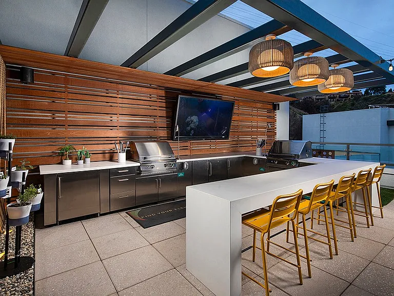 Rivair Apartment Homes — Photo 12