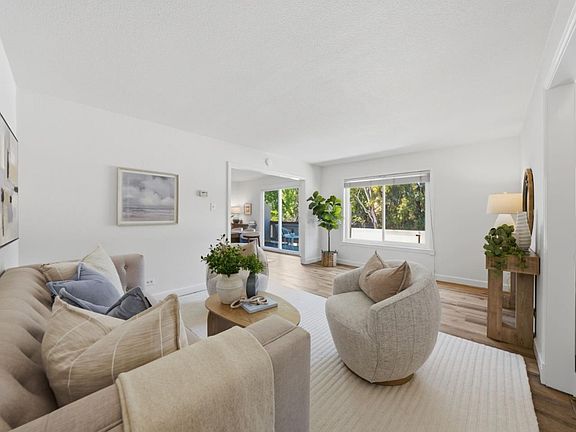 5th image of 701 N Rengstorff Ave APT 6