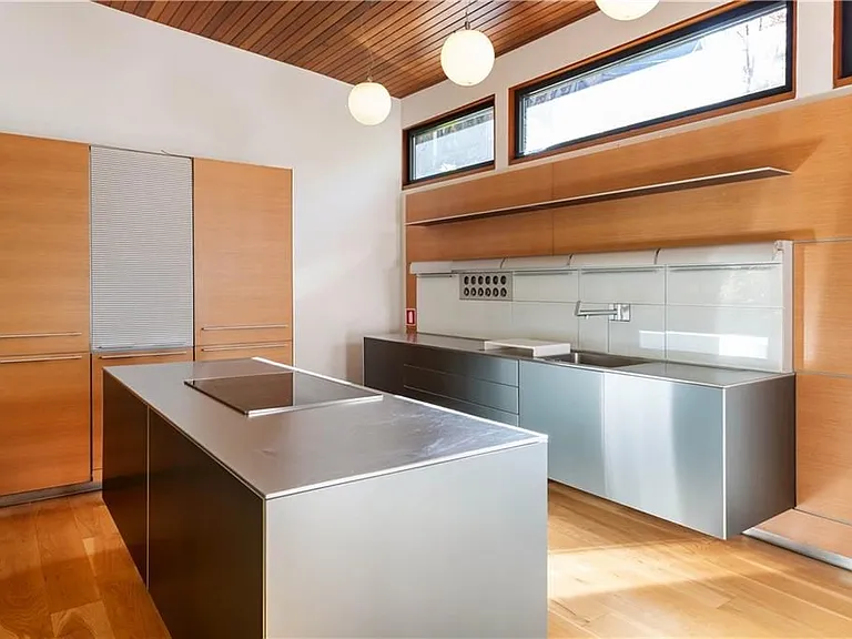 515 Claire Dr — Photo 30