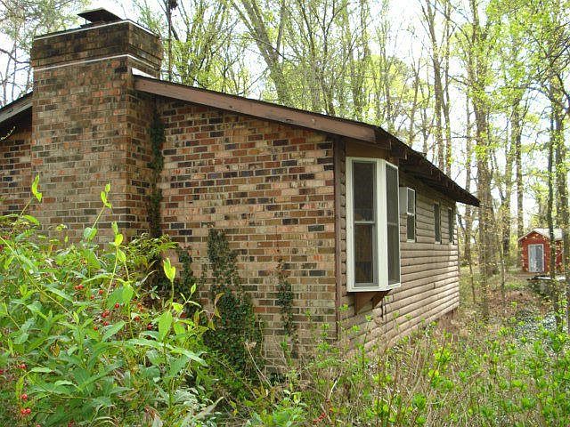 2nd image of 276 Cedar Dr