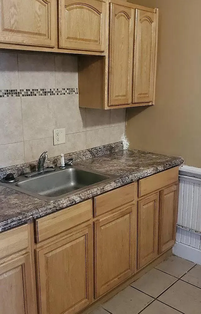 Studio, 600 sqft, $685 — Photo 2
