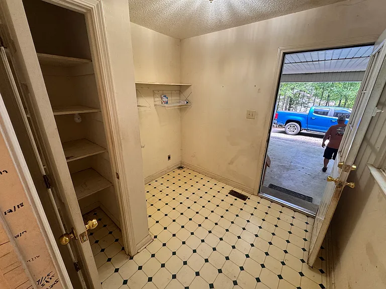 112 Oak Leaf Cir — Photo 9