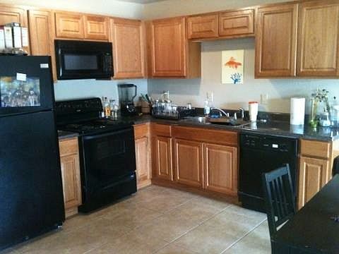 2nd image of 1021 Breeden Ave