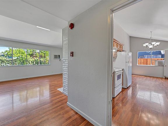 3rd image of 6418 Camden Ave