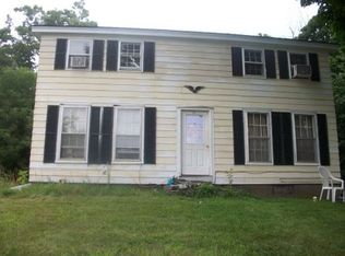 28 S Pleasant St, Bradford, VT 05033