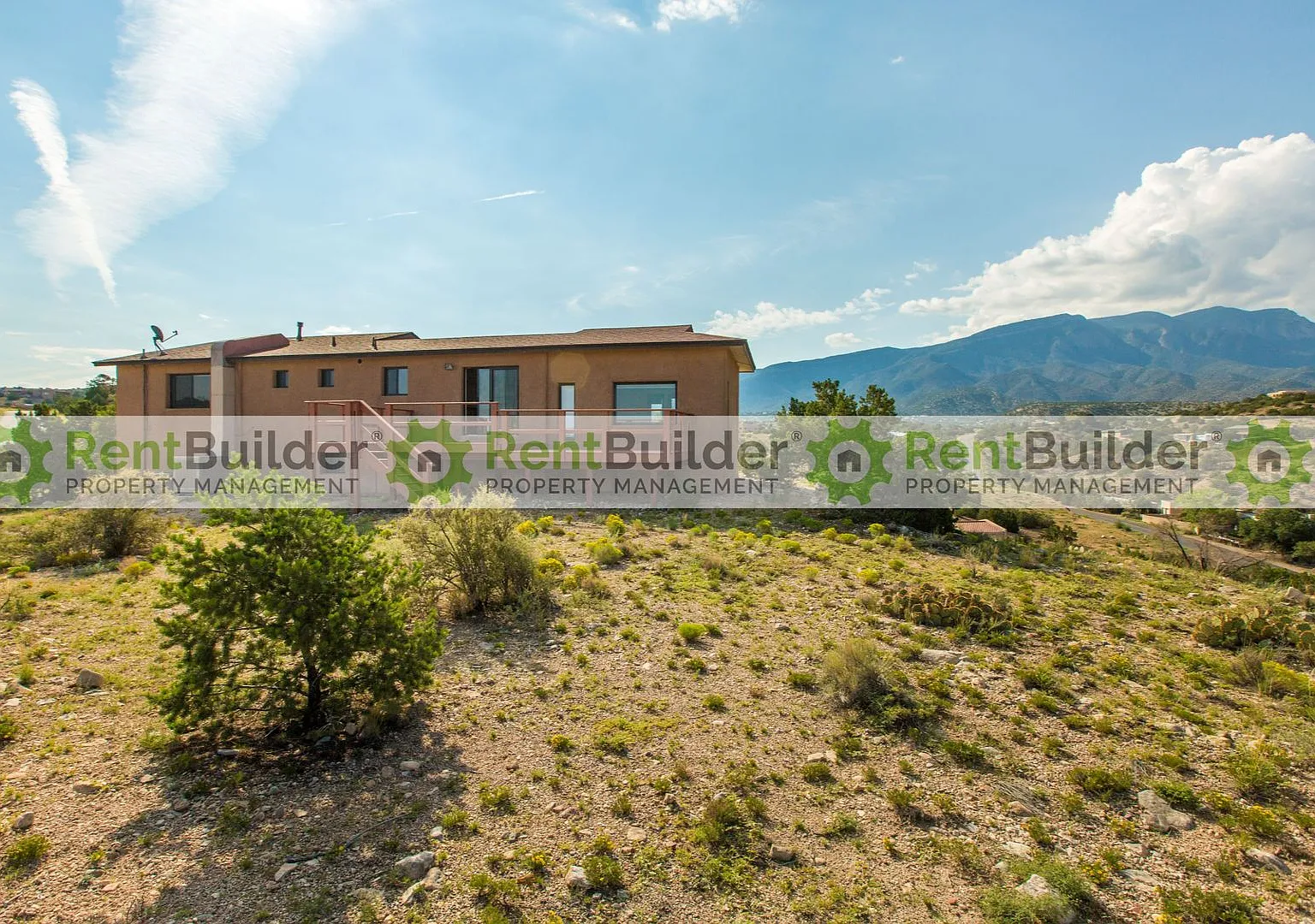 3 bed, 2.5 bath, 2300 sqft, $2,695 — Photo 1