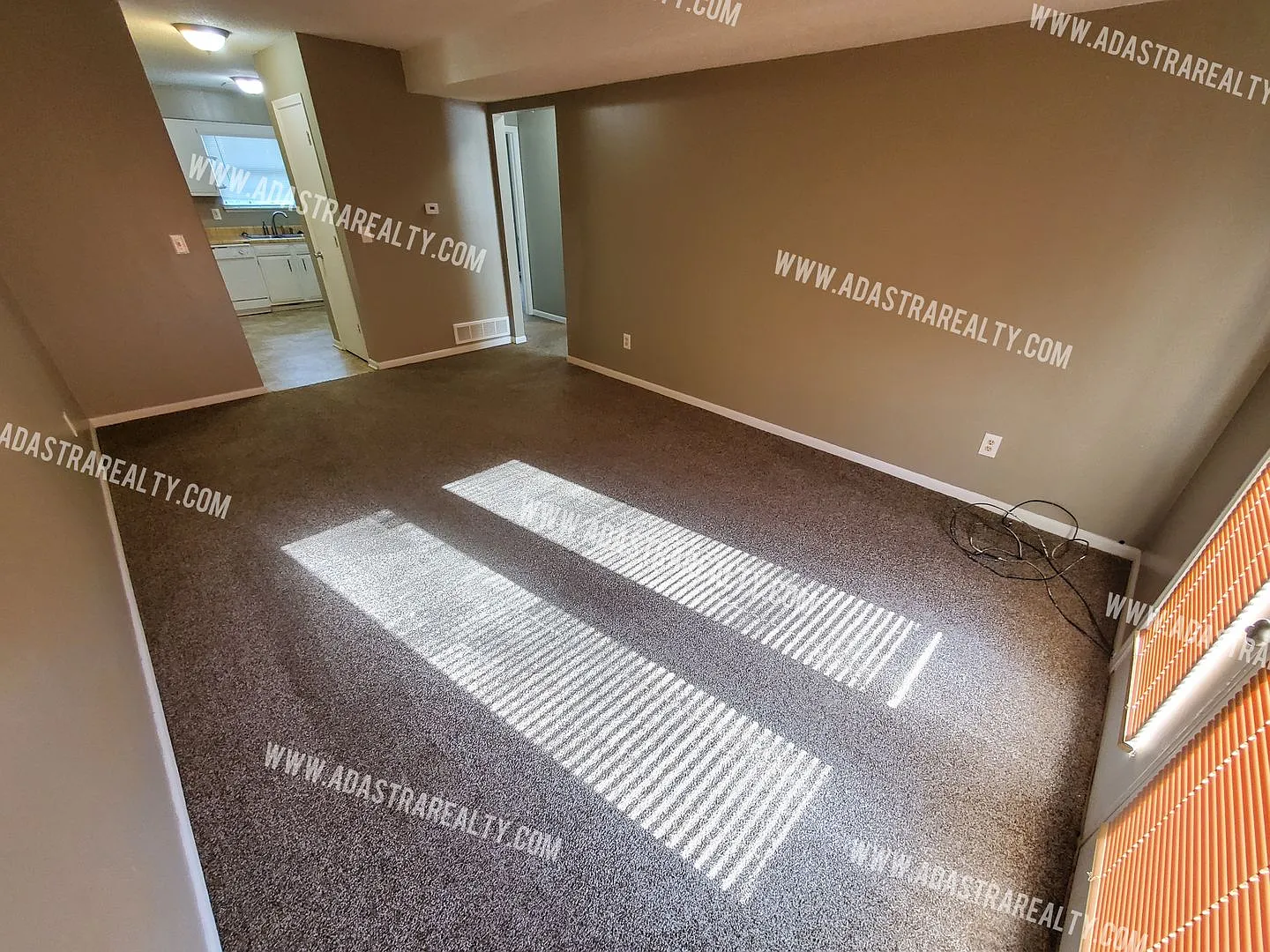 Affordable 2 bedroom apartment in Spring Hill-Available NOW!! — Photo 3