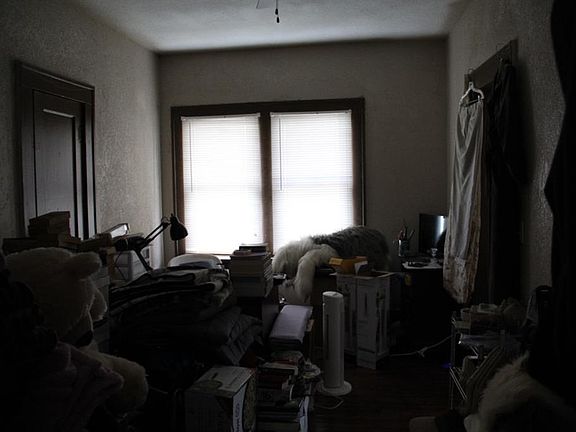 5th image of 824 S Creek St