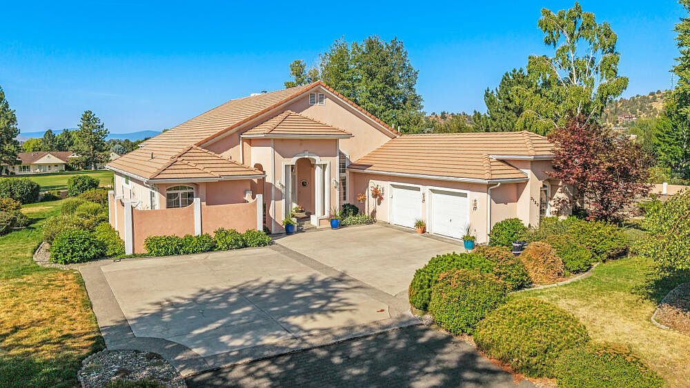 3120 Shield Crest Dr