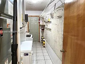 2231 SW 14th St — Photo 9
