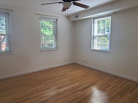 3rd image of 4827 28th St S #B