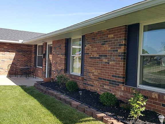 2nd image of 7512 Chatlake Dr