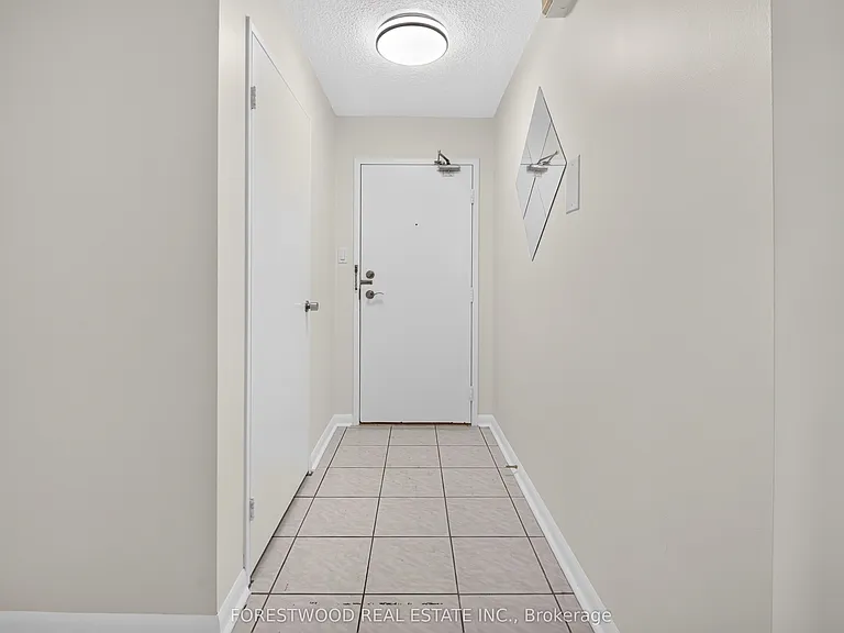 1300 Mississauga Valley Blvd #1108 — Photo 20