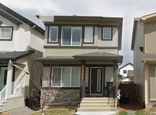15720 19th Ave SW, Edmonton, AB T6W5E2