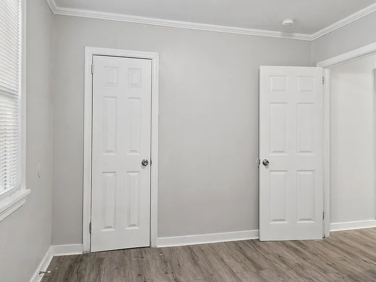 2231 Greenwood St — Photo 10