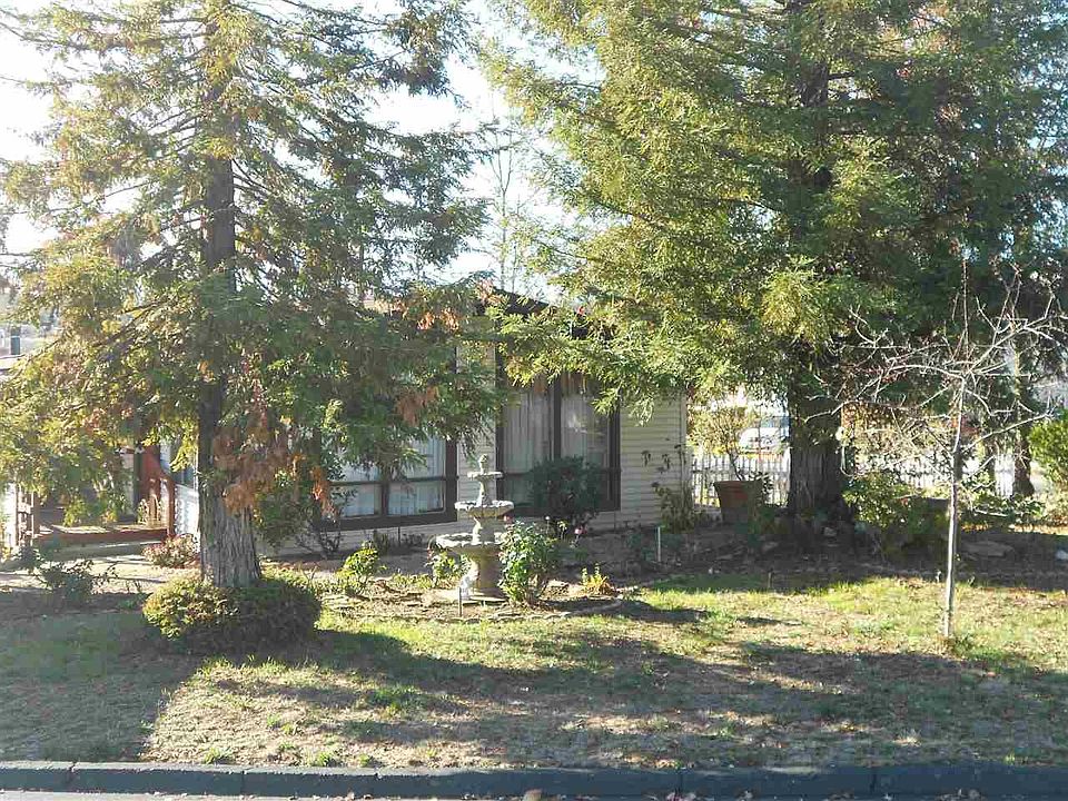 1st image of 150 E Clinton Rd #32
