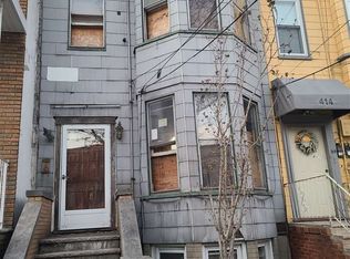 416 16th St, Union City, NJ 07087